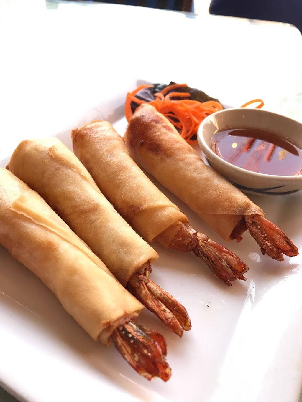 Prapaisri Thai Cuisine | restaurant | 2 E Ridgewood Ave, Ridgewood, NJ 07450, USA | 2016127797 OR +1 201-612-7797