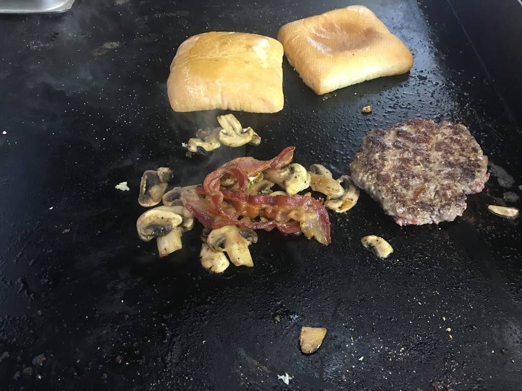 big Jerry Indy food truck | restaurant | 8522 S Madison Ave, Indianapolis, IN 46227, USA | 3173319921 OR +1 317-331-9921