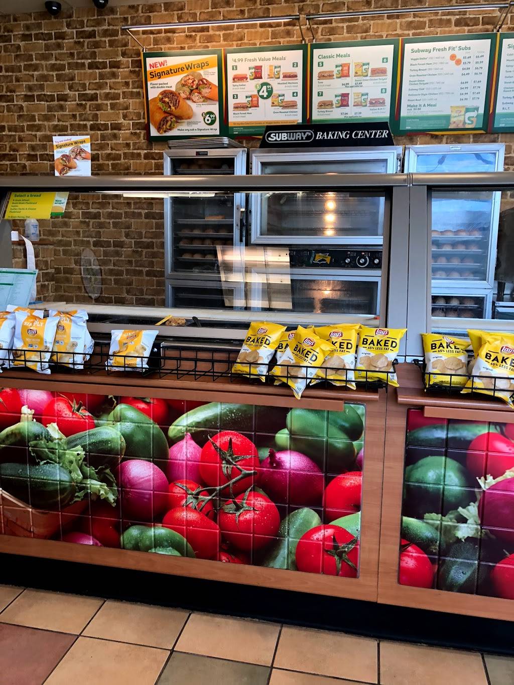 Subway | restaurant | 10325 Reading Rd, Cincinnati, OH 45241, USA | 5135634461 OR +1 513-563-4461