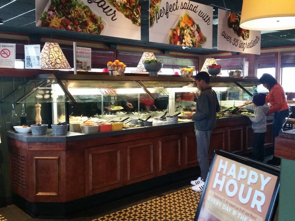 Ruby Tuesday | restaurant | 7331 Broadview Rd, Seven Hills, OH 44131, USA | 2164471662 OR +1 216-447-1662