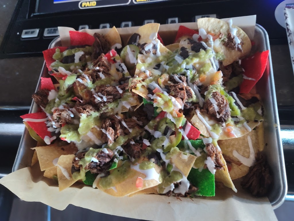 PKWY Tavern Volunteer | restaurant | 511 W Dale Ave, Henderson, NV 89044, USA | 7026758170 OR +1 702-675-8170