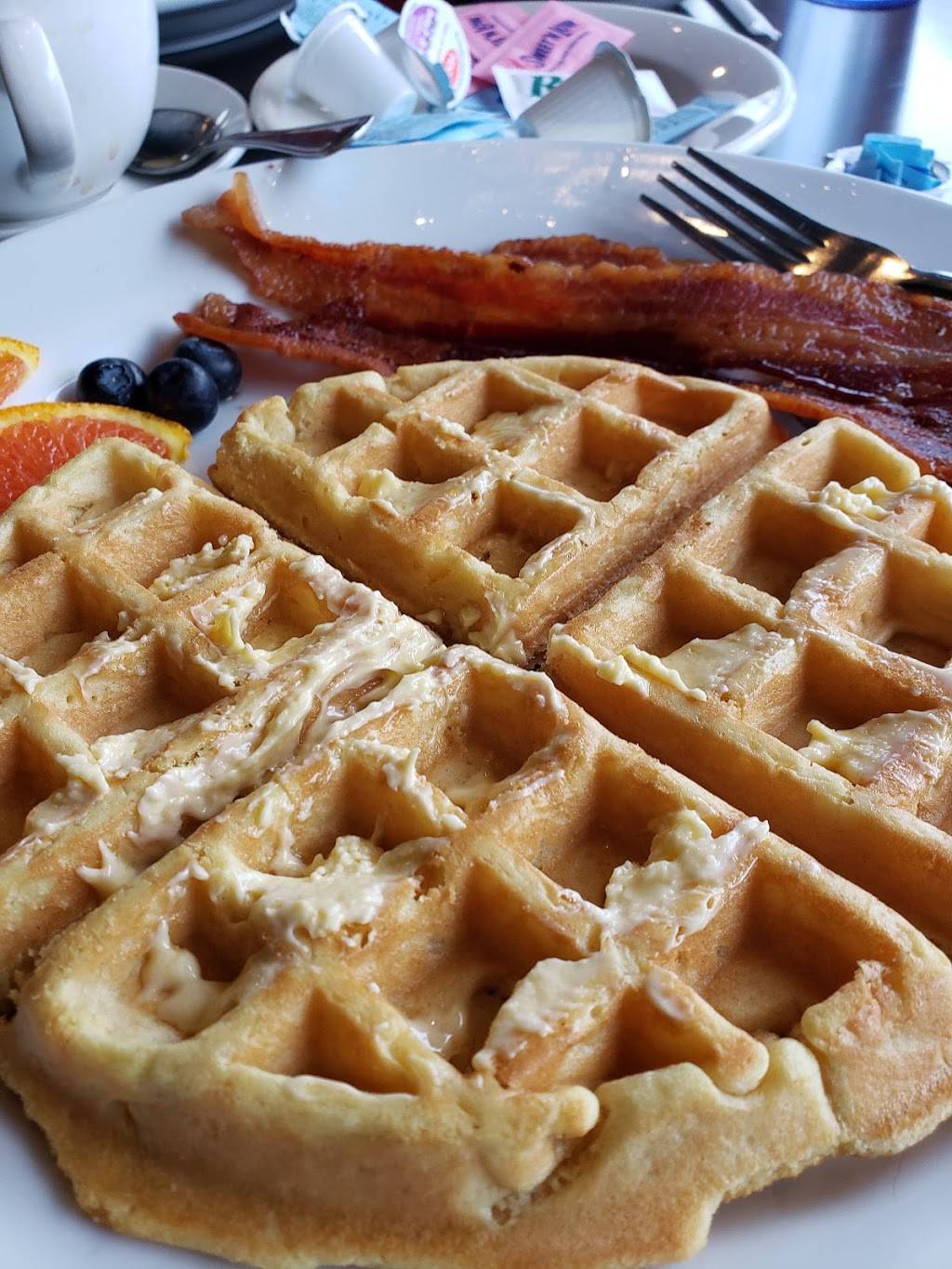 The Village Eatery | restaurant | 201 W 144th St, Riverdale, IL 60827, USA | 7088800725 OR +1 708-880-0725