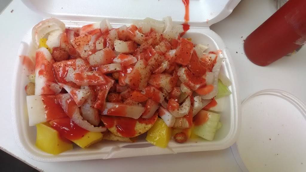 Sisters Bionicos | restaurant | 2700 E Gage Ave, Huntington Park, CA 90255, USA | 3233535167 OR +1 323-353-5167