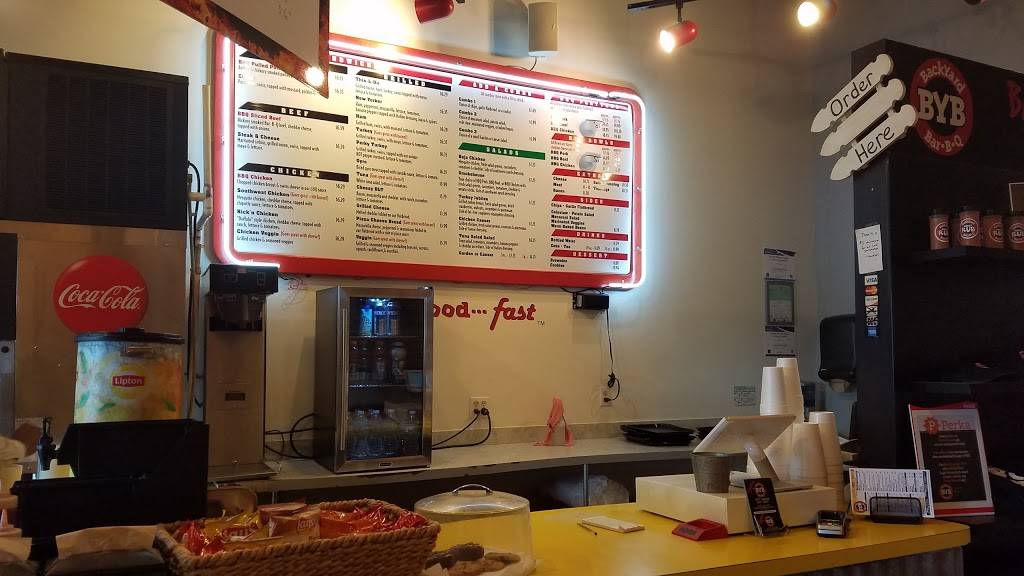 Backyard Bar BQ | restaurant | 2329 Jolly Rd, Okemos, MI 48864, USA | 5173818290 OR +1 517-381-8290