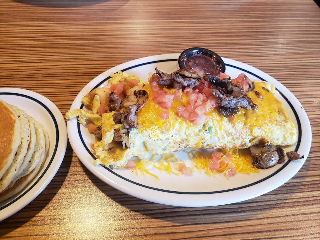 IHOP | restaurant | 1807 E 17th Ave, Hutchinson, KS 67501, USA | 6206649438 OR +1 620-664-9438