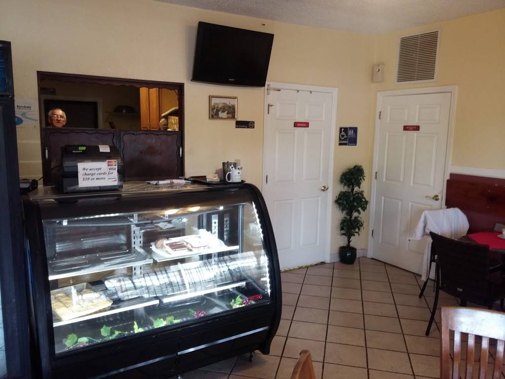 Luna Grill & Coffee | restaurant | 8421 49th St N, Pinellas Park, FL 33781, USA | 7275443200 OR +1 727-544-3200