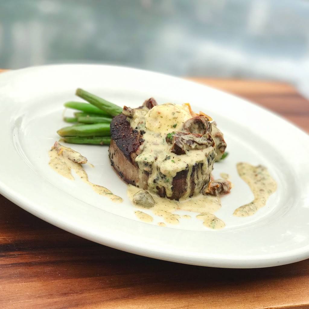 Michael Johns Restaurant (MJs) | restaurant | 1040 Carlton Arms Blvd, Bradenton, FL 34208, USA | 9417478032 OR +1 941-747-8032