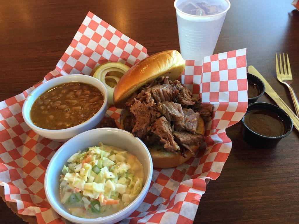 Dickeys Barbecue Pit | restaurant | 8715 Sheridan Boulevard, Westminster, CO 80003, USA | 3038470860 OR +1 303-847-0860