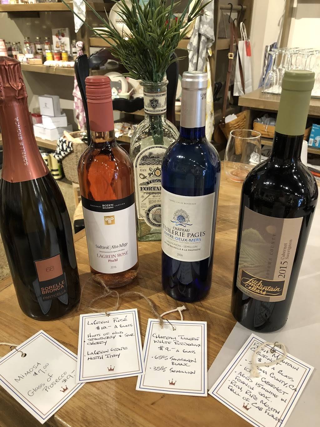 The Royal Wren | restaurant | 11 S 3rd St, Geneva, IL 60134, USA | 3312480344 OR +1 331-248-0344