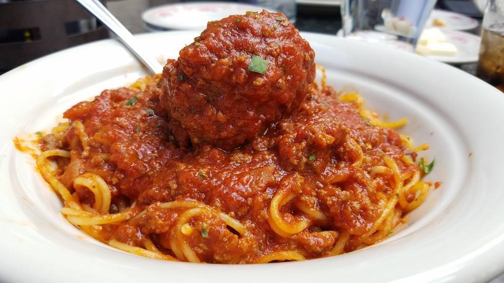 Maggianos Little Italy | restaurant | Promenade, 16405 N Scottsdale Rd, Scottsdale, AZ 85254, USA | 4803334100 OR +1 480-333-4100