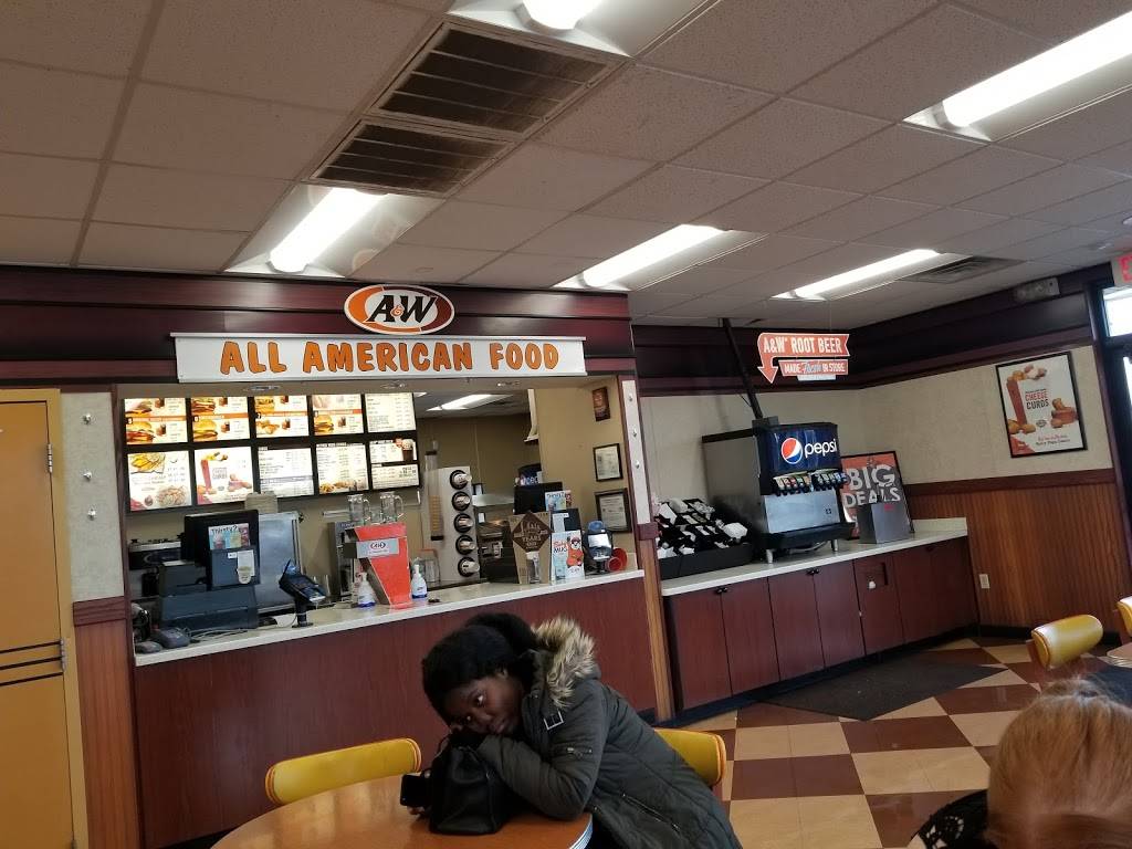 A&W Restaurant | restaurant | 5908 Nordic Dr, Cedar Falls, IA 50613, USA | 3192770002 OR +1 319-277-0002