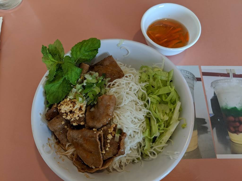 Dalat Restaurant | restaurant | 425 Park Ave, Worcester, MA 01610, USA | 5087536036 OR +1 508-753-6036