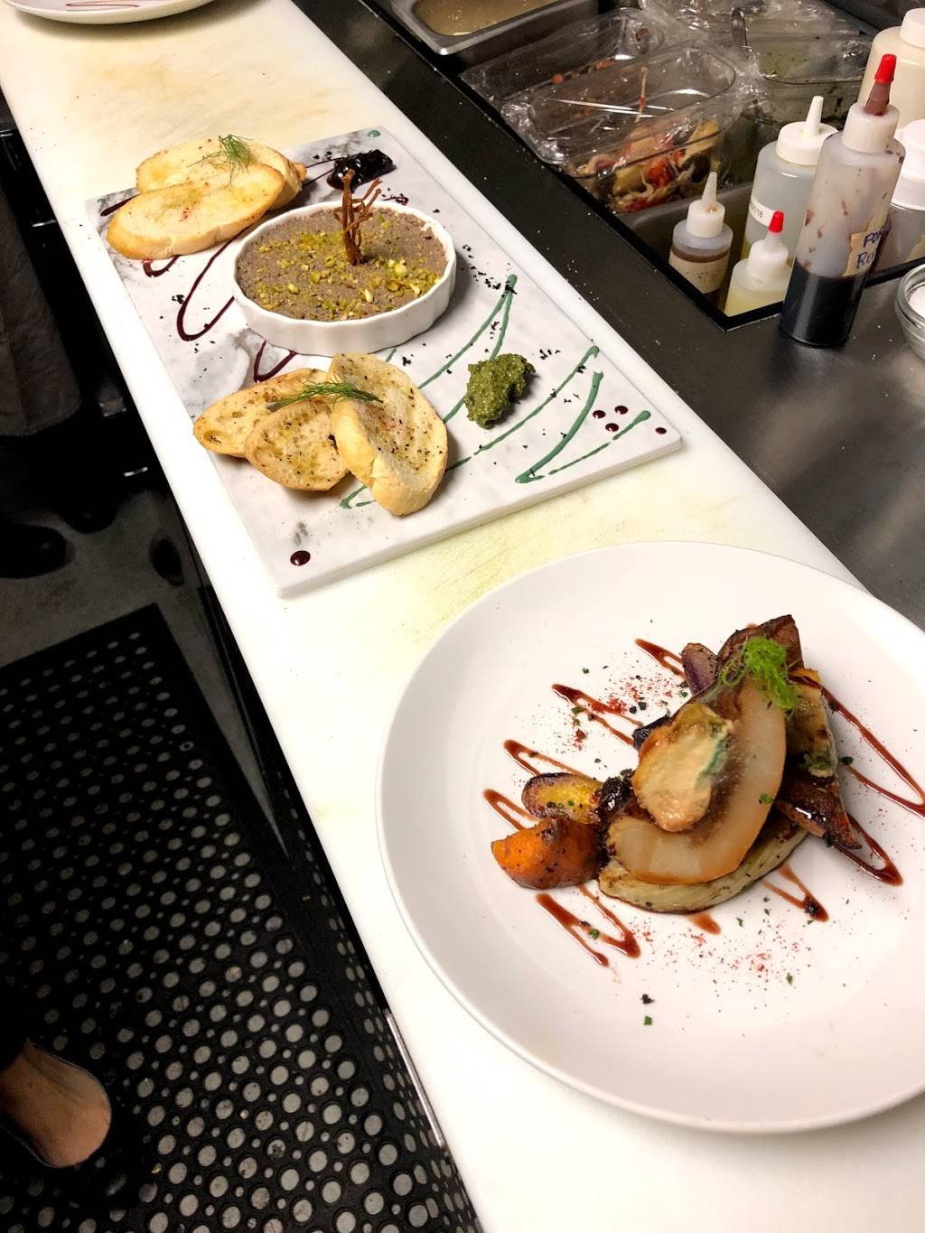 Sage and Cinder | restaurant | 613 5th St, Mukilteo, WA 98275, USA | 4253748355 OR +1 425-374-8355