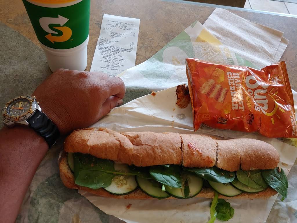Subway | restaurant | 12840 SW 120th St, Miami, FL 33186, USA | 3052559444 OR +1 305-255-9444