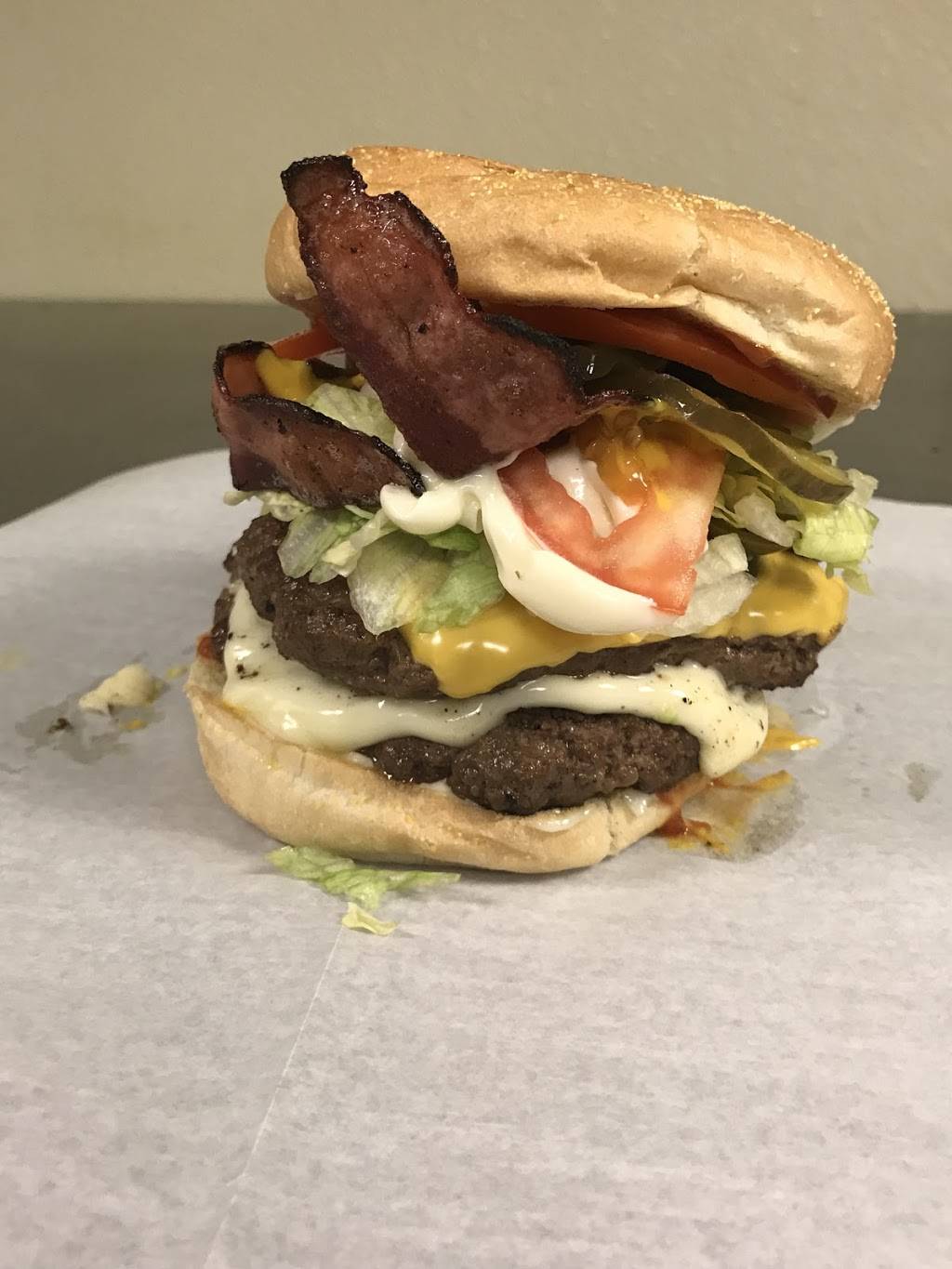 Burger Express | restaurant | 6413 Jones Creek Rd, Baton Rouge, LA 70817, USA | 2253498722 OR +1 225-349-8722