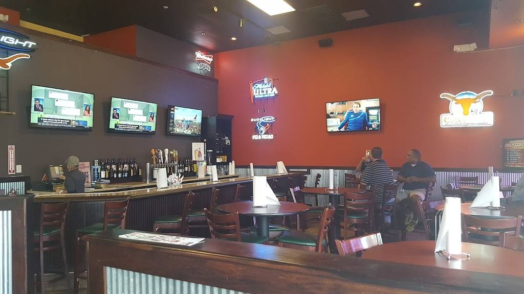 Buffalo Wings & Rings | restaurant | 1901 Town Centre Dr, Round Rock, TX 78664, USA | 5123109464 OR +1 512-310-9464