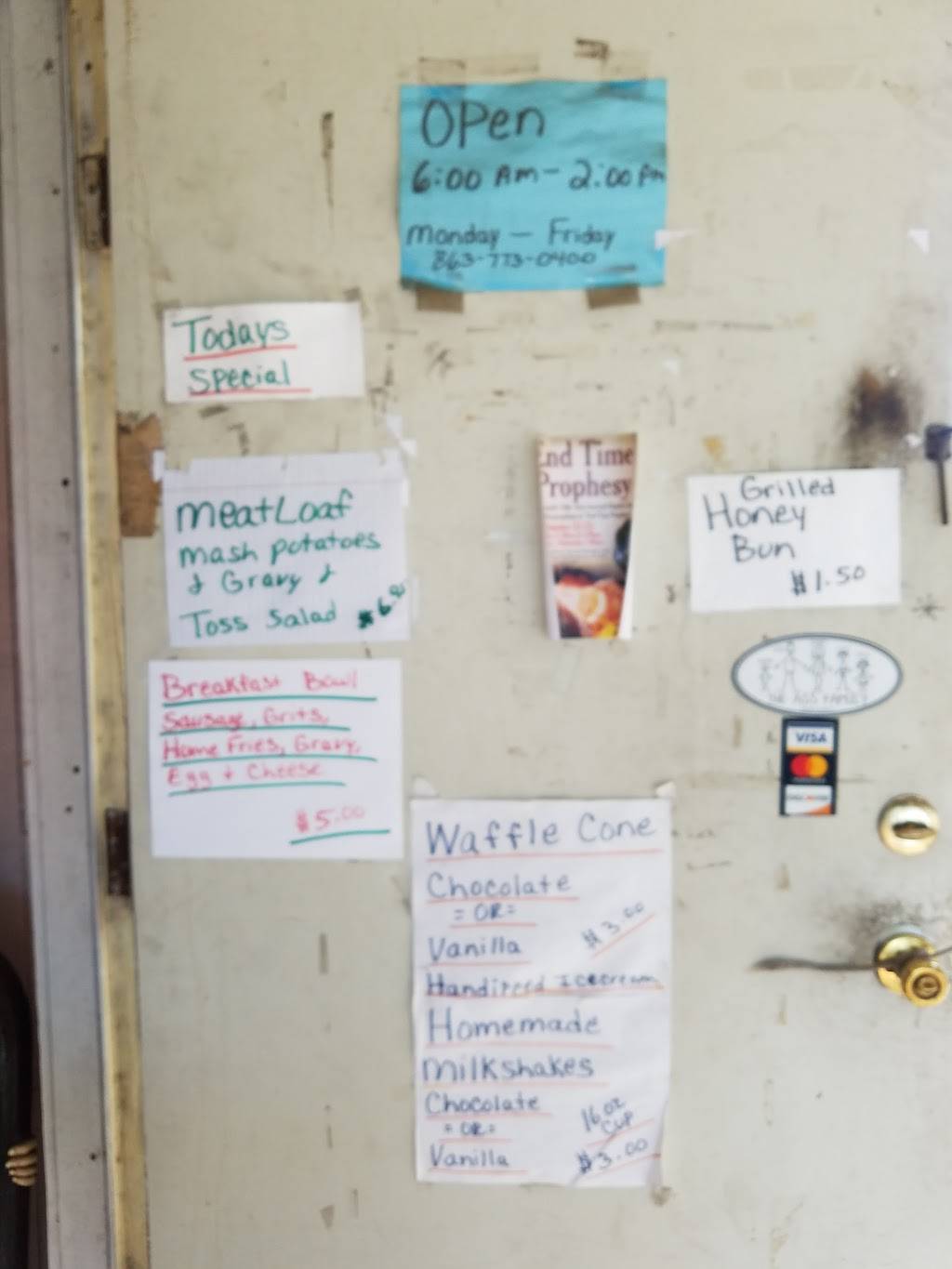 Kings Fries | restaurant | 4650 FL-62, Bowling Green, FL 33834, USA | 8637730400 OR +1 863-773-0400