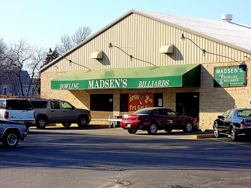 Madsen’s Bowling & Billiards and EJ’s Lounge & Grill | night club | 4700 Dudley St, Lincoln, NE 68503, USA | 4024673249 OR +1 402-467-3249