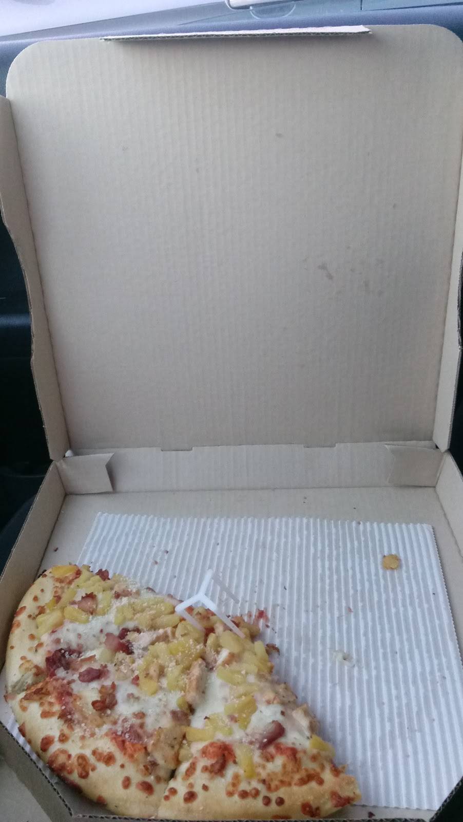 Pizza Hut | meal takeaway | 7951 Mall Rd, Florence, KY 41042, USA | 8592827070 OR +1 859-282-7070