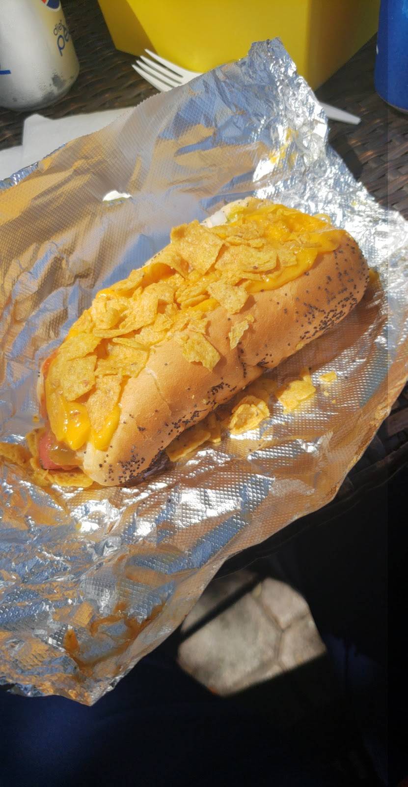 Hot Dogs on Main | restaurant | 505 Main St, Dunedin, FL 34698, USA | 7274085103 OR +1 727-408-5103