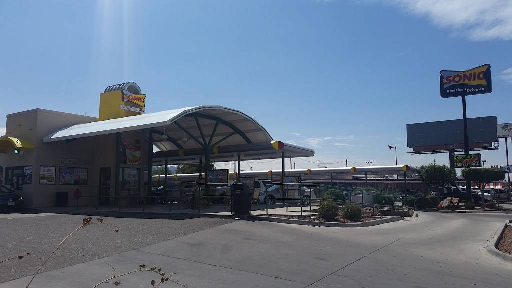 Sonic Drive-In | restaurant | 5328 Doniphan Dr, El Paso, TX 79932, USA | 9155811246 OR +1 915-581-1246
