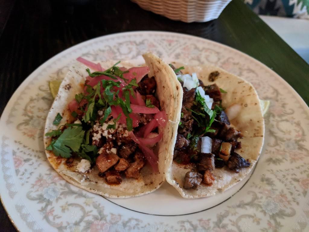 Virgils Original Taqueria | restaurant | 126 S Salisbury St, Raleigh, NC 27601, USA | 9198333866 OR +1 919-833-3866