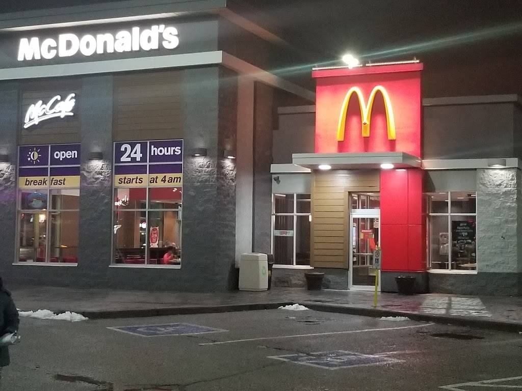 McDonalds | cafe | 4395 Walker Rd, Windsor, ON N8W 3T5, Canada | 5199721117 OR +1 519-972-1117