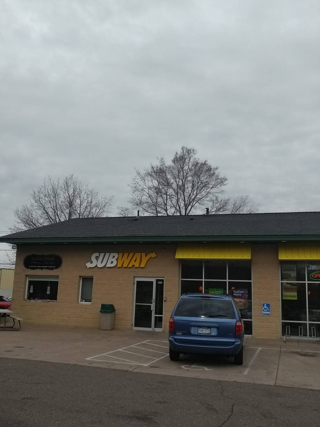 Subway Restaurants | restaurant | 2649 E, 7th Ave E, North St Paul, MN 55109, USA | 6517700794 OR +1 651-770-0794