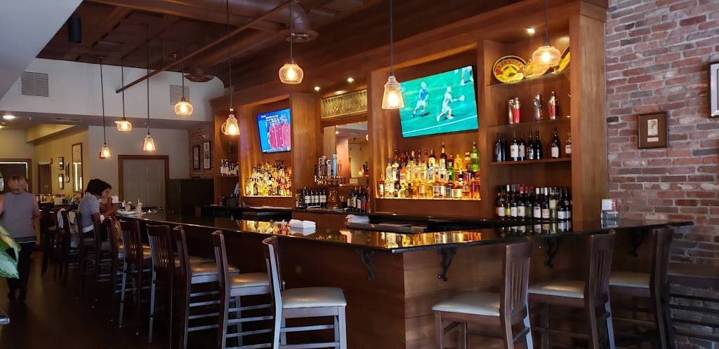 Loretta | restaurant | 15 Pleasant St, Newburyport, MA 01950, USA | 9784630000 OR +1 978-463-0000