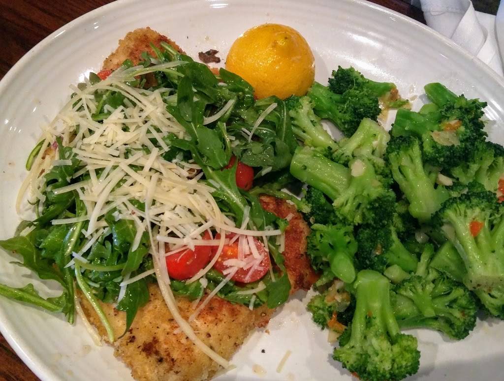 Carrabbas Italian Grill | restaurant | 4320 Tamiami Trail N, Naples, FL 34103, USA | 2396437727 OR +1 239-643-7727