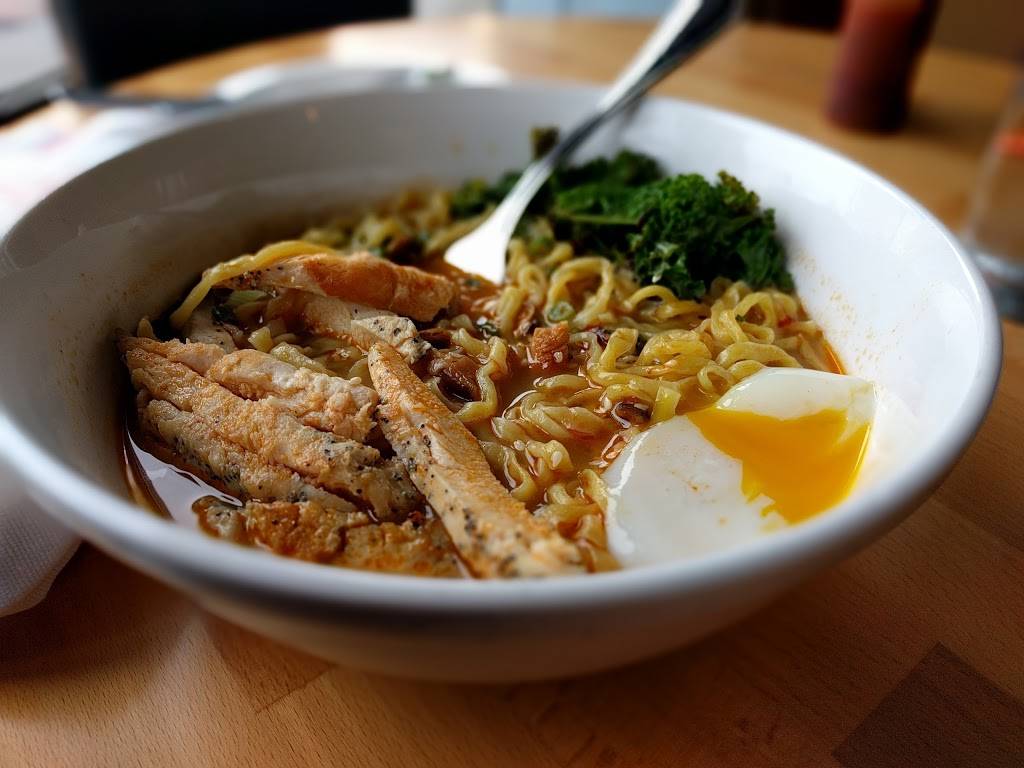 Chutni Biryani & Noodle Bar | restaurant | 211 Main St, Stamford, CT 06901, USA | 2032747232 OR +1 203-274-7232