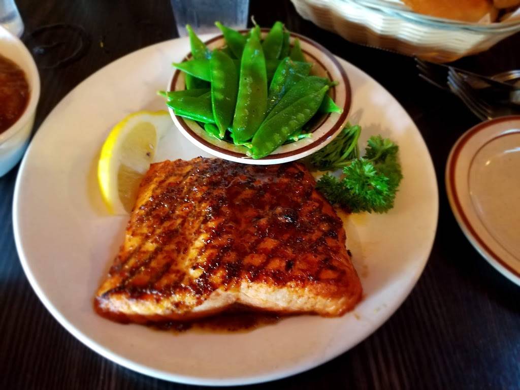 The Steakhouse | restaurant | 1205 Post Rd, Wells, ME 04090, USA | 2076464200 OR +1 207-646-4200