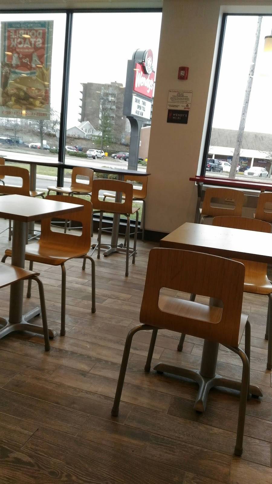 Wendys | restaurant | 520 Southern Artery, Quincy, MA 02169, USA | 6174723981 OR +1 617-472-3981