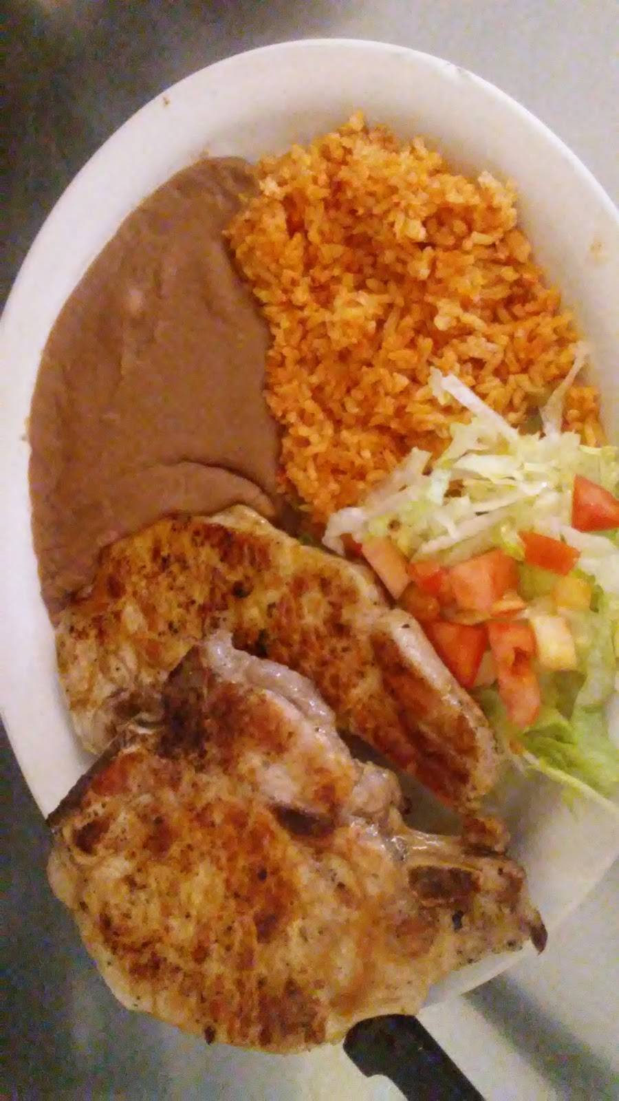 La Rosa De San Antonio | restaurant | 1103 Pleasanton Rd, San Antonio, TX 78214, USA | 2109221177 OR +1 210-922-1177