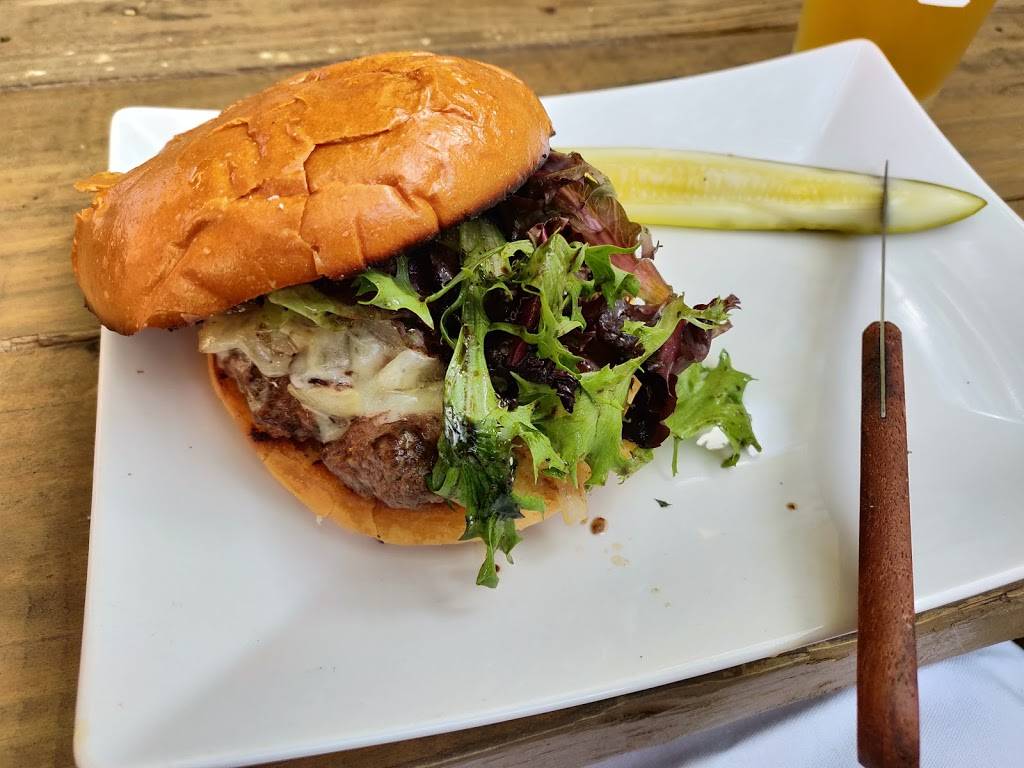 Bar 140 | restaurant | 140 Center St, Shelton, CT 06484, USA | 2035132164 OR +1 203-513-2164