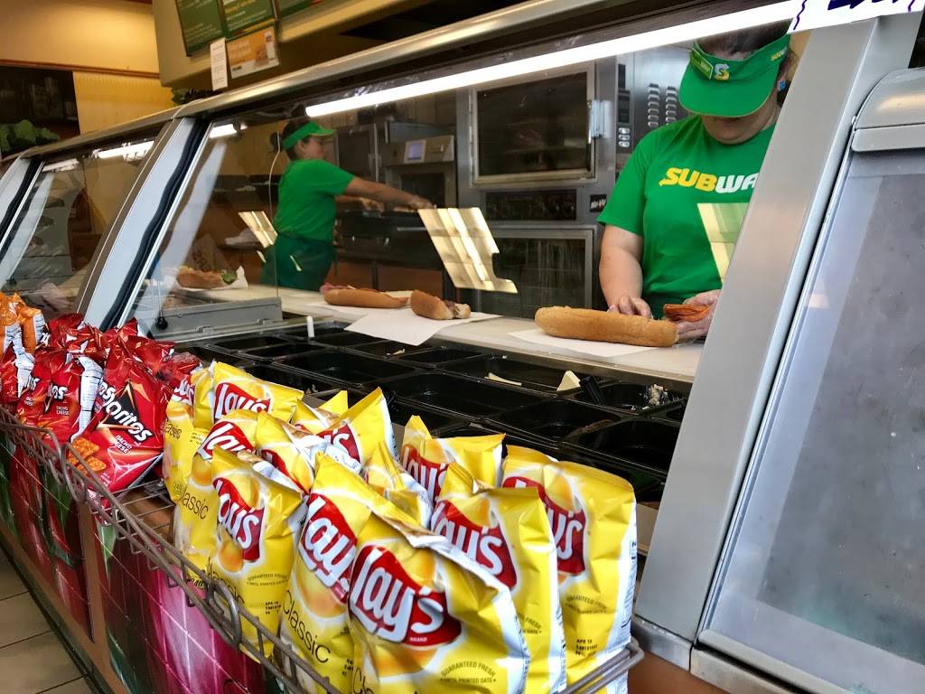 Subway Restaurants | restaurant | 777 W. Grangeville Blvd Suite 103 Hanford Savemart Shopping Ctr, Hanford, CA 93230, USA | 5595828182 OR +1 559-582-8182