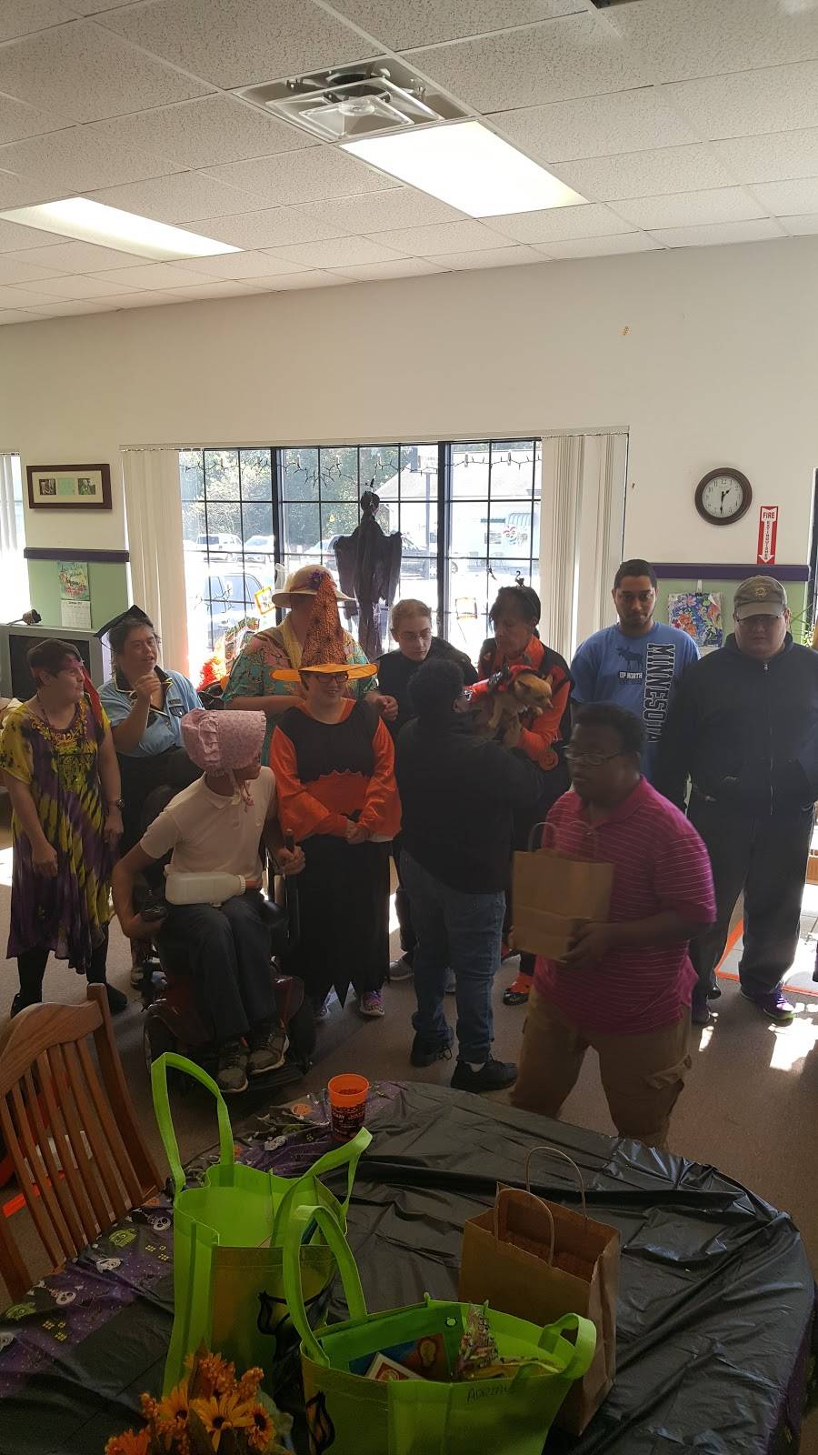 Village Drive In | restaurant | 276 George Washington Hwy, Charlotte Court House, VA 23923, USA | 4345424530 OR +1 434-542-4530