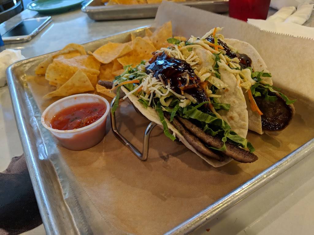 Big Kahuna Atlanta | restaurant | 303 Peachtree Center Ave NE, Atlanta, GA 30303, USA | 4043430409 OR +1 404-343-0409