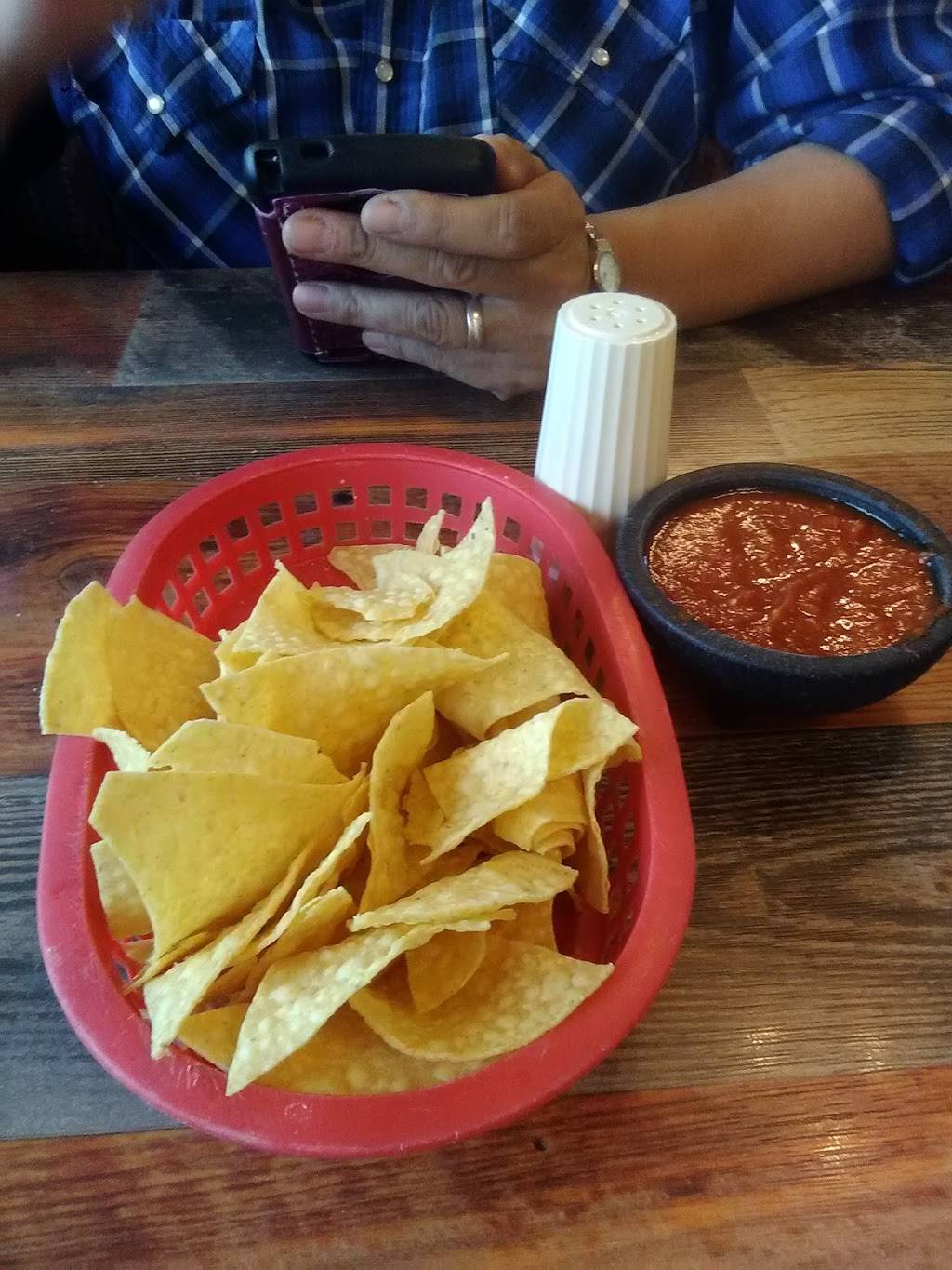 Santiagos Mexican Restaurant | restaurant | 180 W 84th Ave, Denver, CO 80260, USA | 3034295632 OR +1 303-429-5632