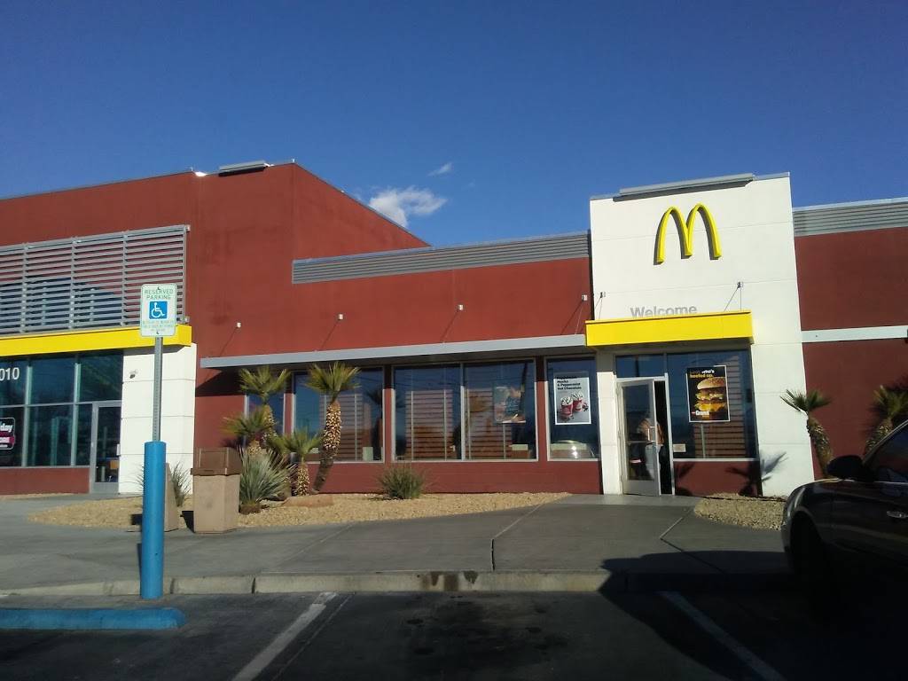 McDonalds | cafe | 3010 Las Vegas Blvd N, North Las Vegas, NV 89030, USA | 7026495638 OR +1 702-649-5638