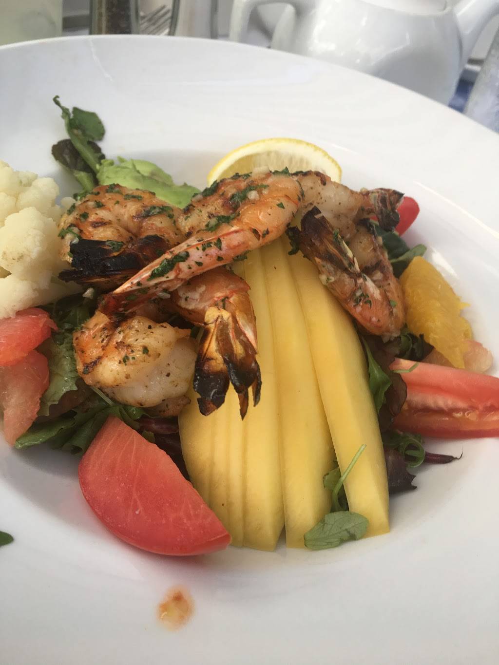 Salt & Pepper Restaurant | restaurant | 38 Main St, Tiburon, CA 94920, USA | 4154353594 OR +1 415-435-3594