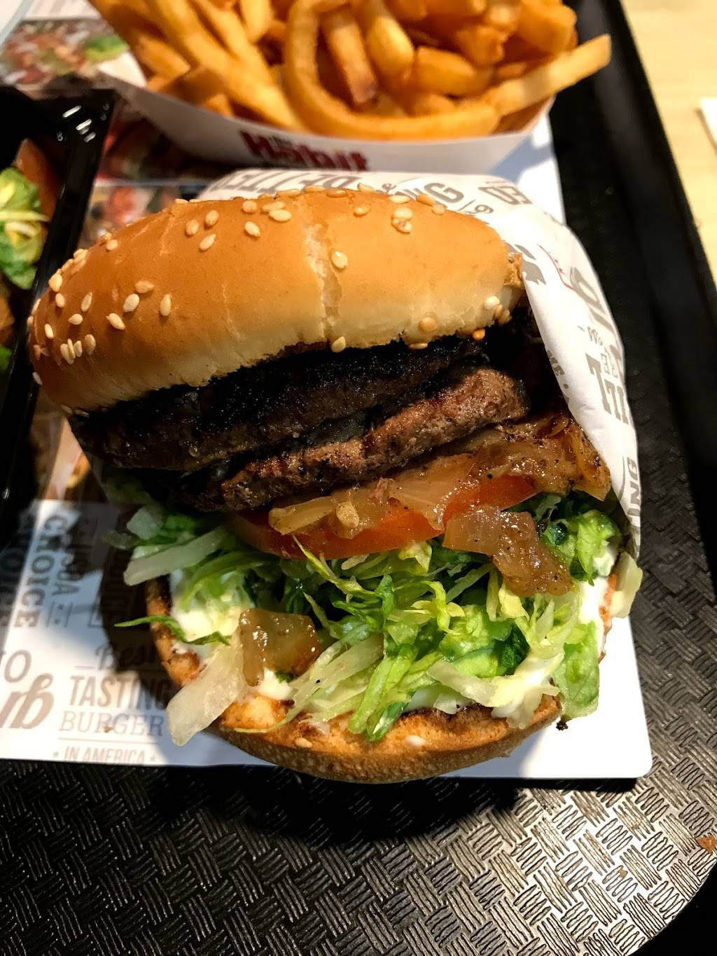 The Habit Burger Grill | restaurant | 1078 E Brokaw Rd, San Jose, CA 95131, USA | 4084378840 OR +1 408-437-8840