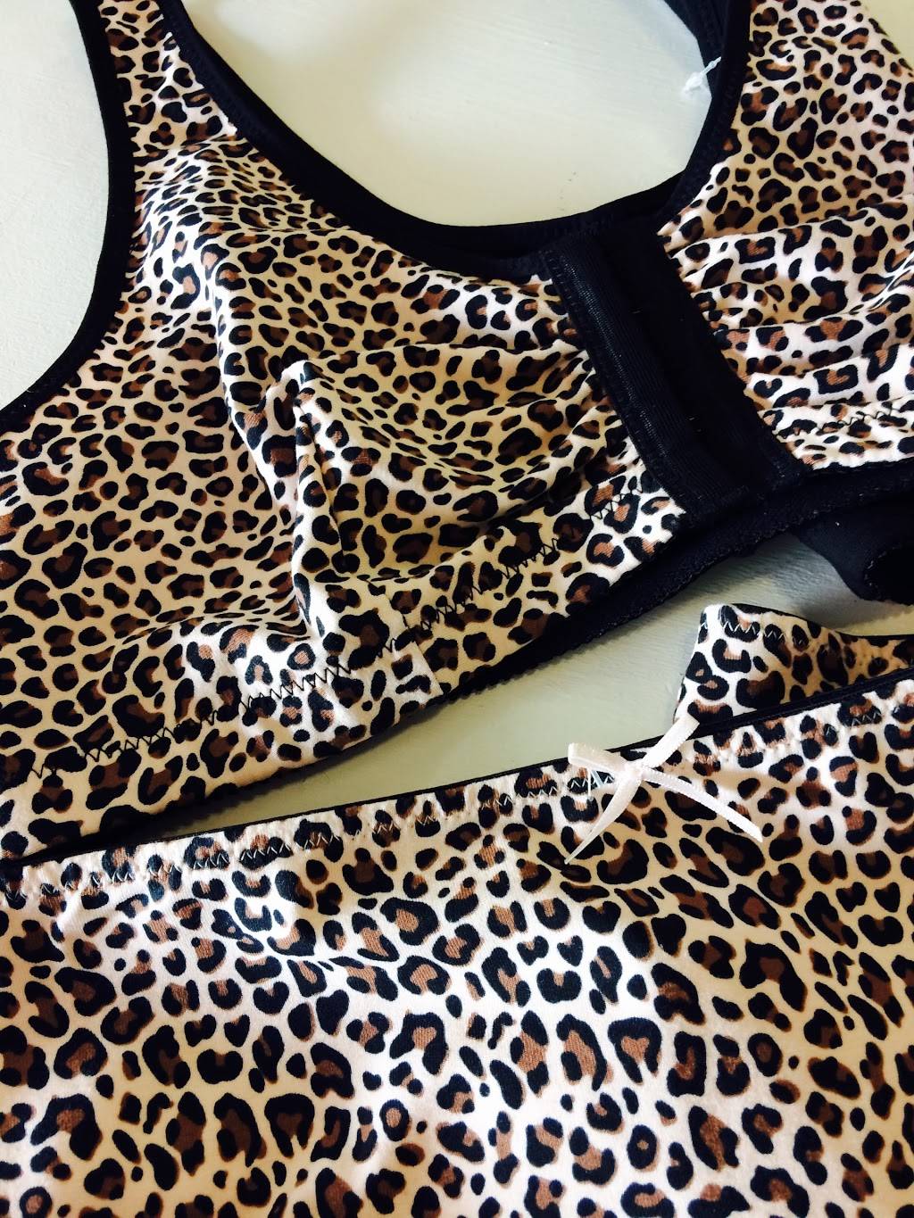 Look Beyond Mastectomy Boutique | restaurant | 2039 Robertson Rd, Nepean, ON K2H 8R2, Canada | 6134224331 OR +1 613-422-4331