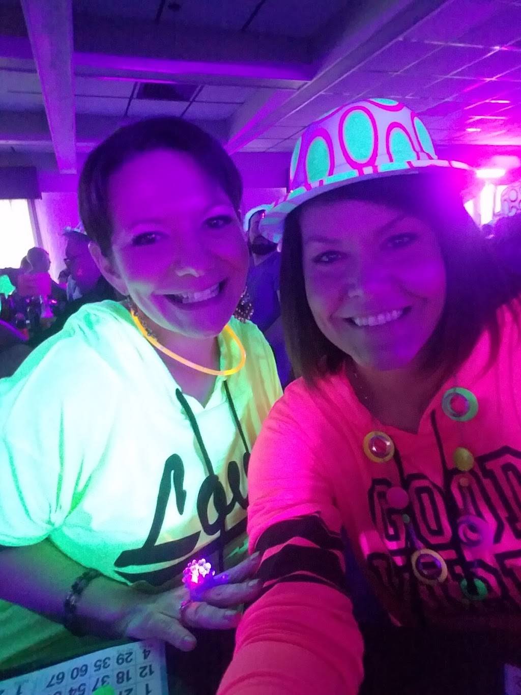 Snappers Bar & Grill | restaurant | 332 E Liberty Ln, Danville, IL 61832, USA | 2174423320 OR +1 217-442-3320