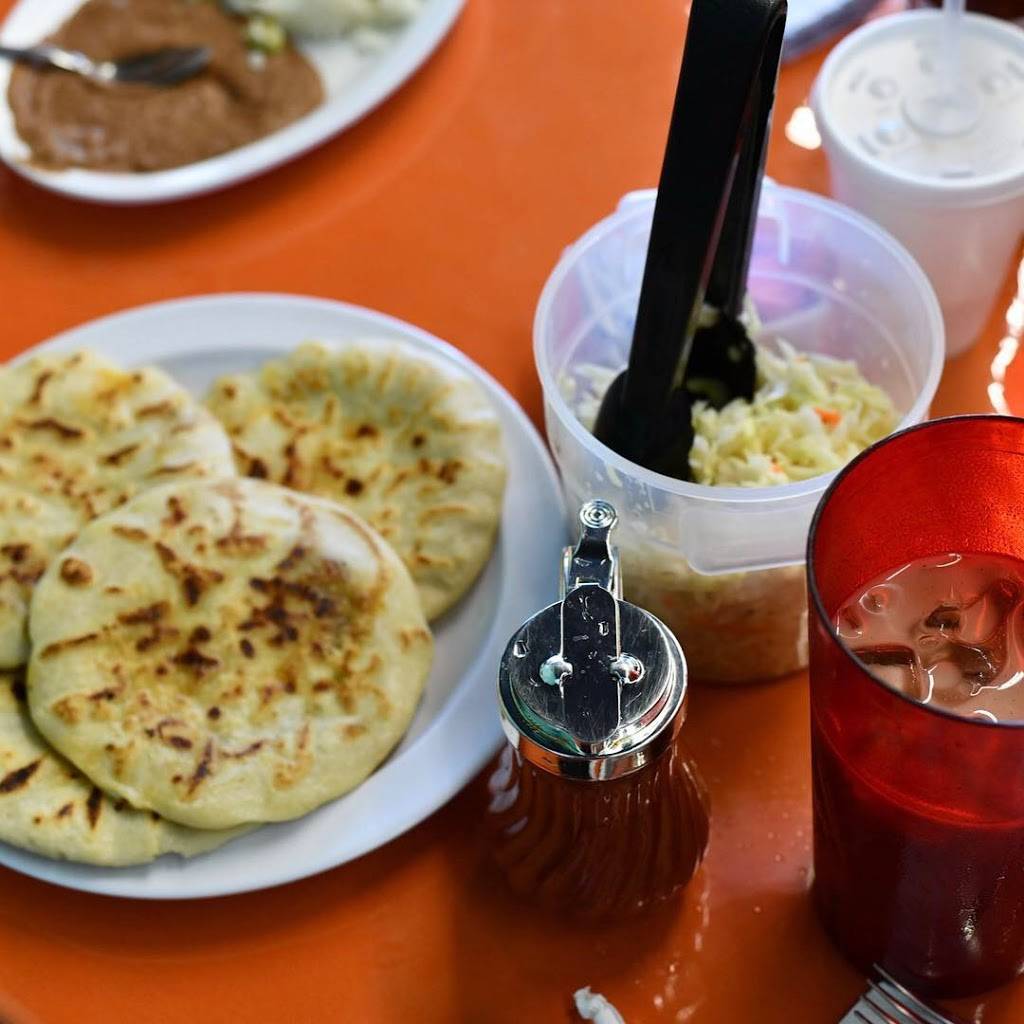 El Pulgarcito Pupuseria | restaurant | 1738 W Chapman Ave, Orange, CA 92868, USA | 7146029707 OR +1 714-602-9707