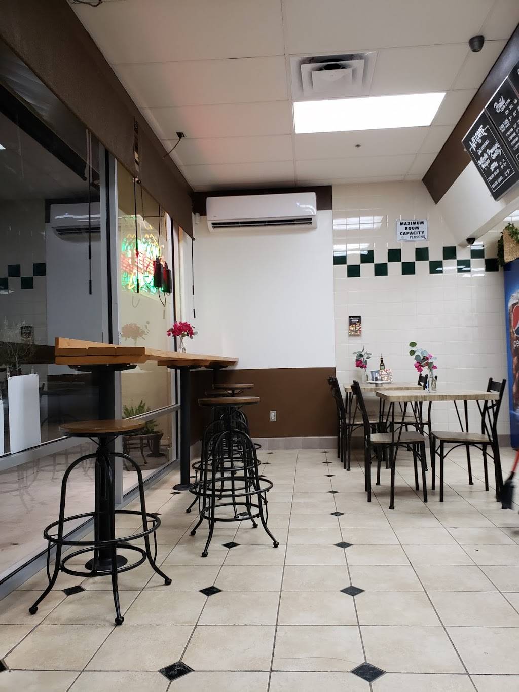 Gio’s Pizzeria | restaurant | 18285 Collier Ave Suite H, Lake Elsinore, CA 92530, USA | 9512452876 OR +1 951-245-2876