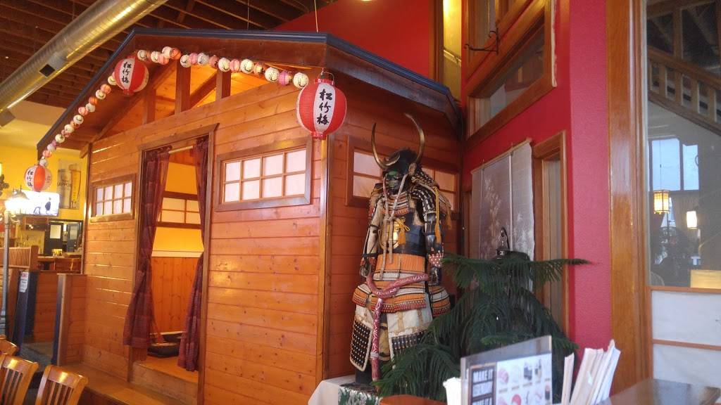 Tora Sushi Lounge | restaurant | 619 Broadway St, Seaside, OR 97138, USA | 5037385226 OR +1 503-738-5226