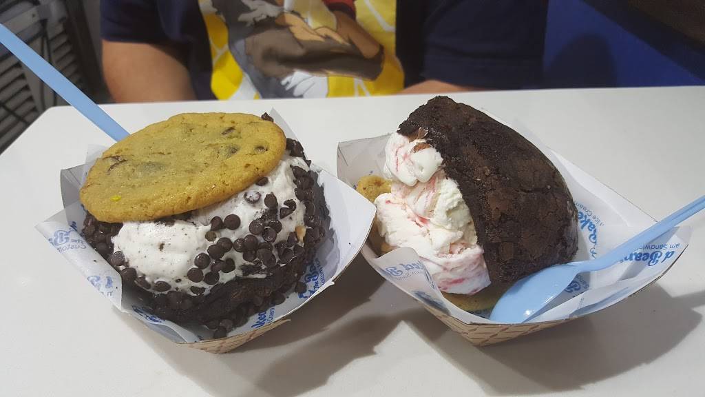 The Baked Bear | bakery | 7366 E Shea Blvd #106, Scottsdale, AZ 85260, USA | 4809981945 OR +1 480-998-1945