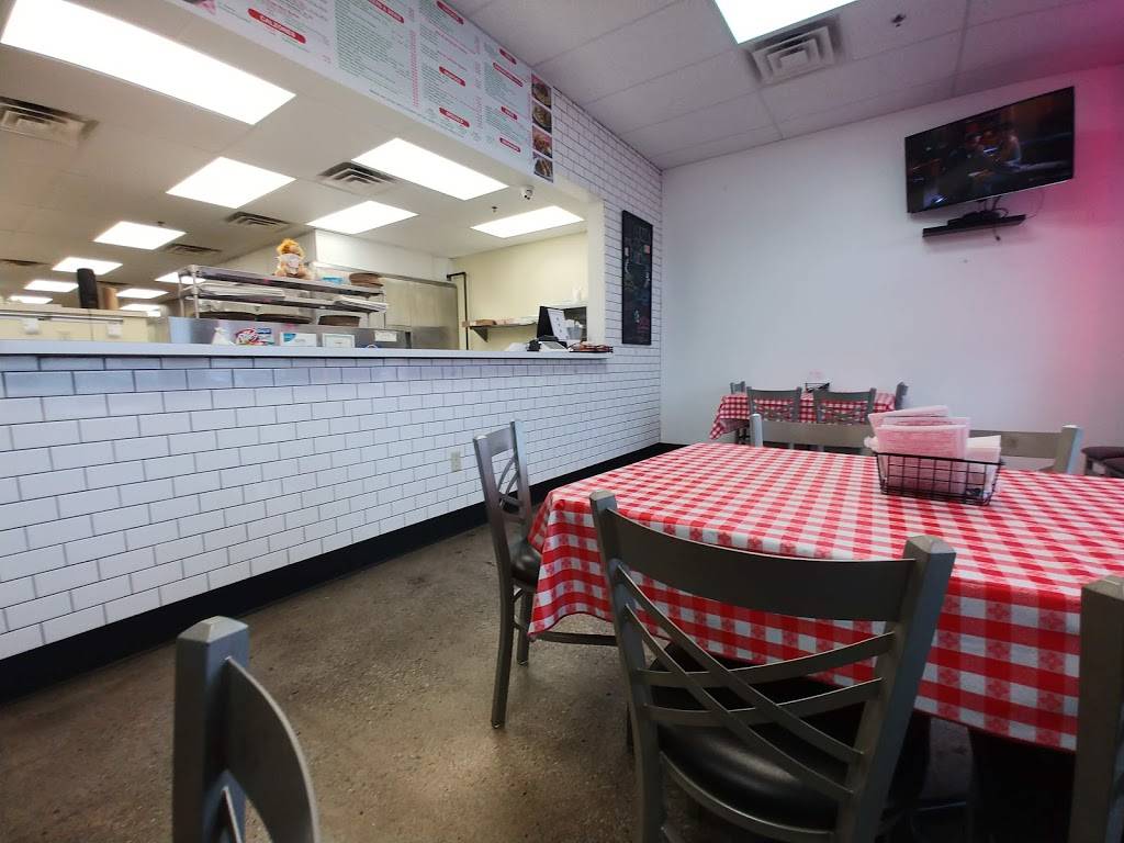 Capris Pizza | restaurant | 1234 N Main St, Crown Point, IN 46307, USA | 2196612300 OR +1 219-661-2300