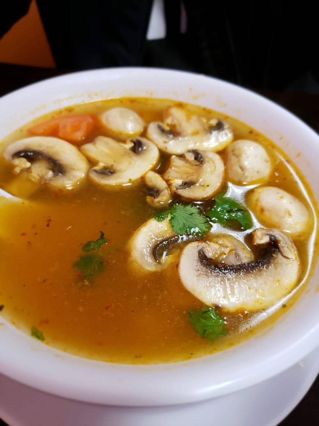 Riverside Thai Kitchen | restaurant | 7755 California Ave, Riverside, CA 92504, USA | 9517296675 OR +1 951-729-6675